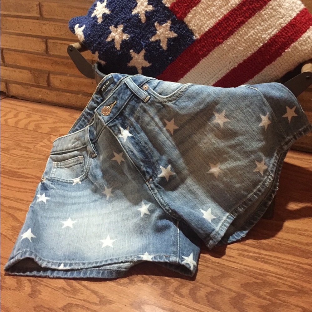 MISS ME Denim Shorts with White Wash Stars